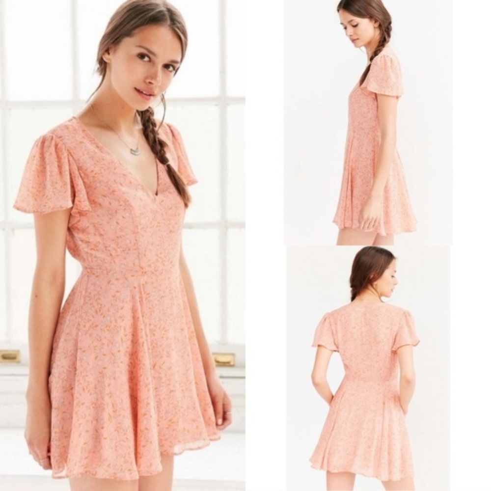 Kimchi Blue Peach Sarah Chiffon Mini Skater Dress